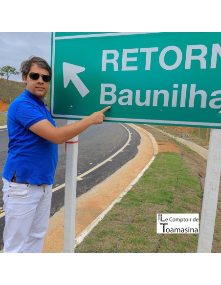 Caixa Que de baunilha para um rum arranjado
